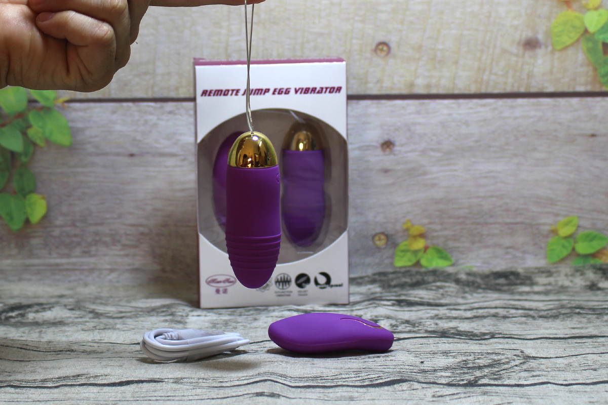 Trứng rung điều khiển từ xa sạc pin vibrating egg