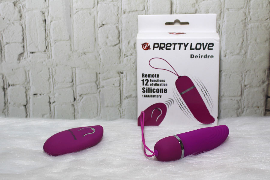 Trứng rung cao cấp Deirdre Prettylove